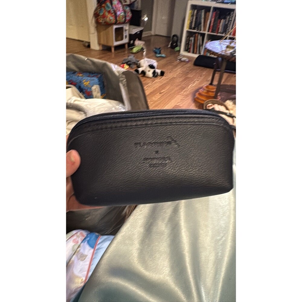 American Airlines Flagship x Shinola Detroit Black Travel Amenity Pouch